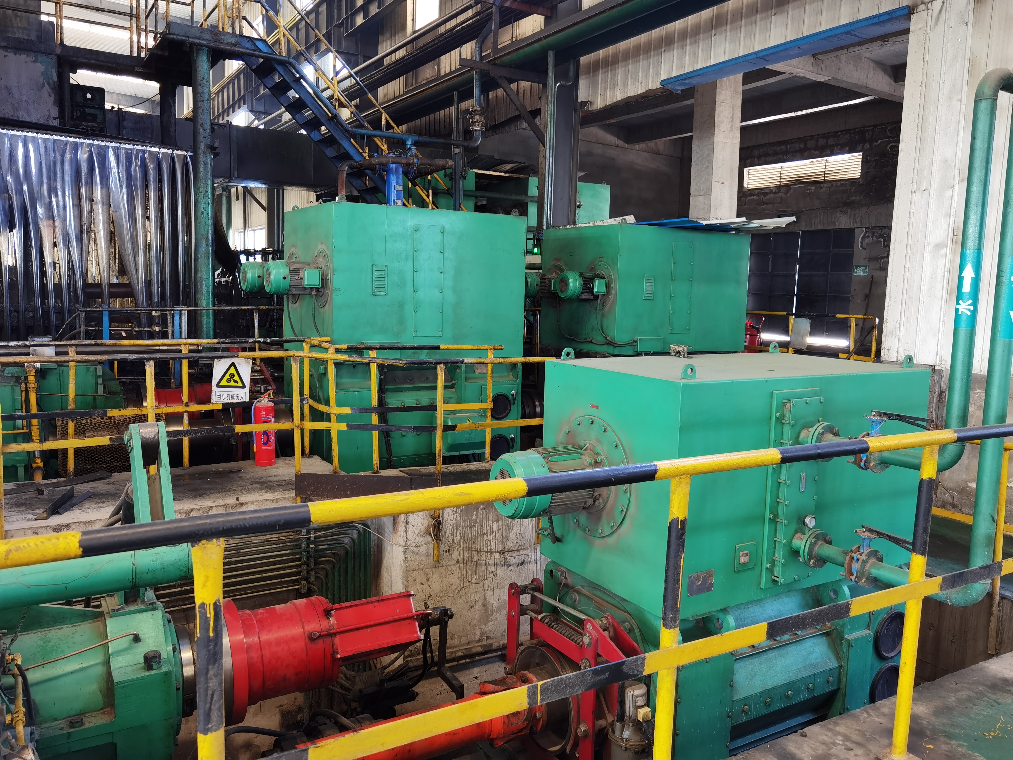 Motores de CC para tiras de acero 1380 